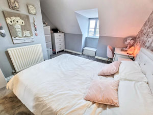 Photo 4- click for photo gallery